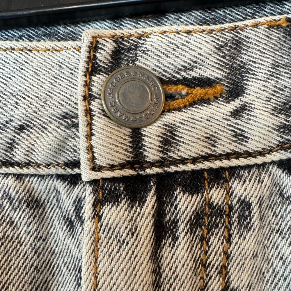 Marc Jacobs Denim Skirt with Patches – Excellent Condition! - Picture 6 of 9